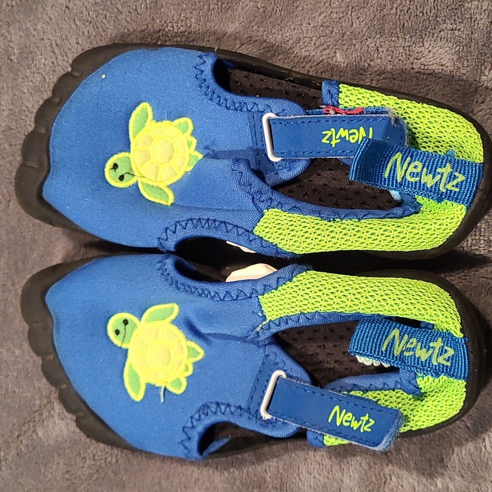 🍉Newtz swim shoes